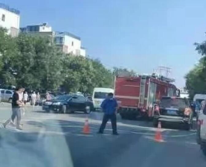 遼寧大連某小區爆炸事故現場